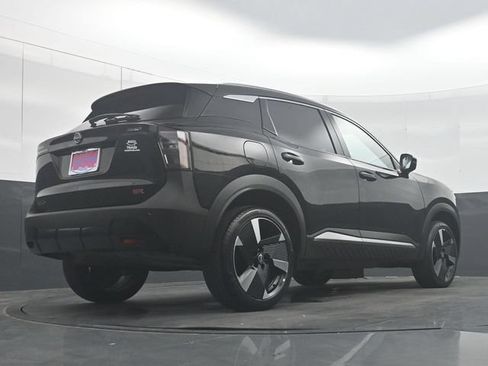 Used 2026 Nissan Kicks SR FWD image 32