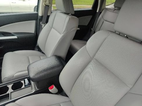 Used 2016 Honda CR-V Touring image 18
