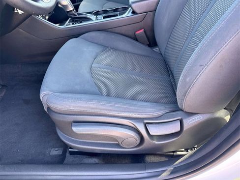 Used 2019 Hyundai Sonata SE image 18