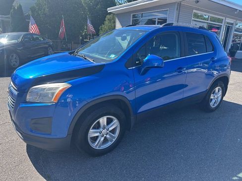 Used 2015 Chevrolet Trax LT w/ LT Plus Package AWD/4WD image 9
