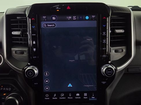 New 2026 RAM 1500 4x4 Crew Cab image 22