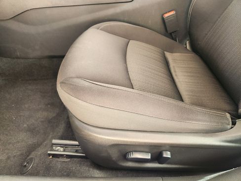 Used 2024 Nissan Altima 2.5 SV FWD image 26