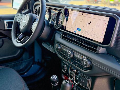 New 2026 Jeep Wrangler Unlimited Rubicon AWD/4WD image 5