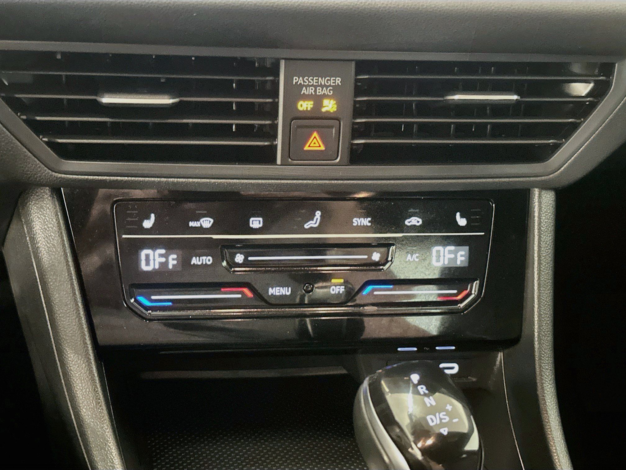 Used 2025 Volkswagen Jetta Sport FWD image 23
