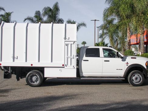 Used 2020 RAM 5500 Tradesman w/ Chrome Appearance Group image 12