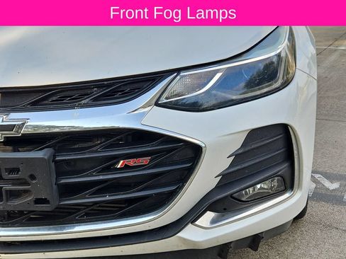Used 2019 Chevrolet Cruze LT w/ RS Package FWD image 11