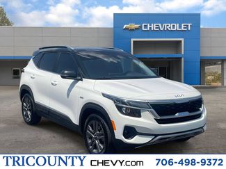 Used 2023 Kia Seltos S w/ Navigation Package AWD/4WD video 1