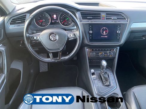 Used 2019 Volkswagen Tiguan SE FWD image 30
