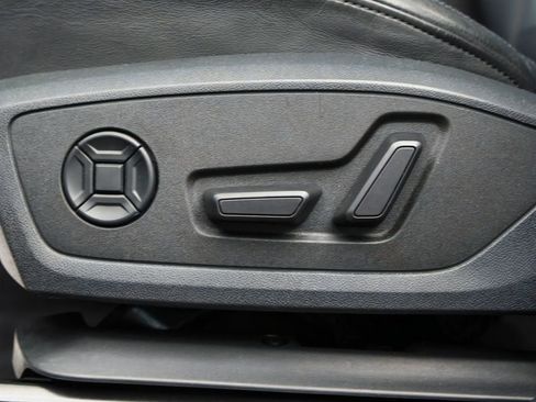 Used 2023 Audi Q3 2.0T Premium AWD/4WD image 22