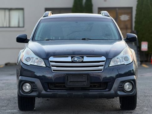 Used 2013 Subaru Outback 2.5i Premium w/ All-Weather Pkg AWD/4WD image 3
