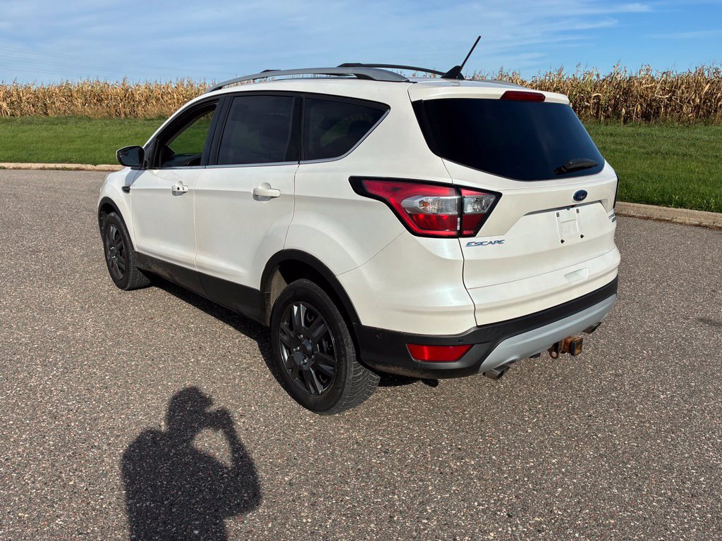 Used 2018 Ford Escape Titanium AWD/4WD image 7