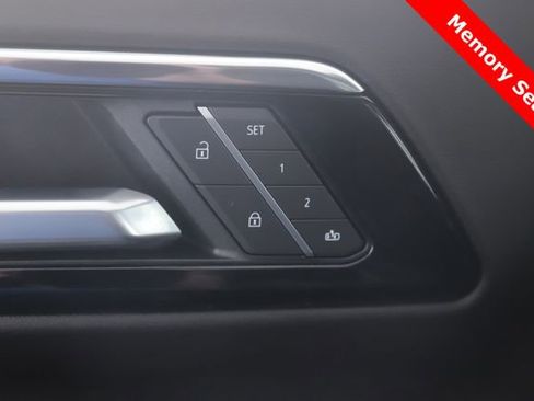 Used 2025 Chevrolet Tahoe RST w/ RST Capability Package AWD/4WD image 20