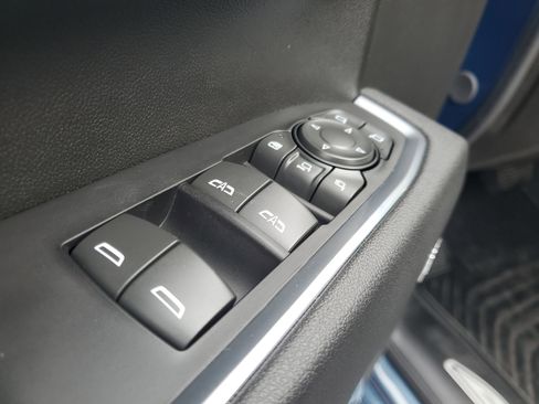 Used 2025 Chevrolet Silverado 2500 LTZ w/ LTZ Premium Package image 11