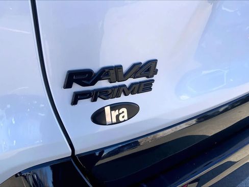 Used 2023 Toyota RAV4 XSE w/ Weather Package image 9