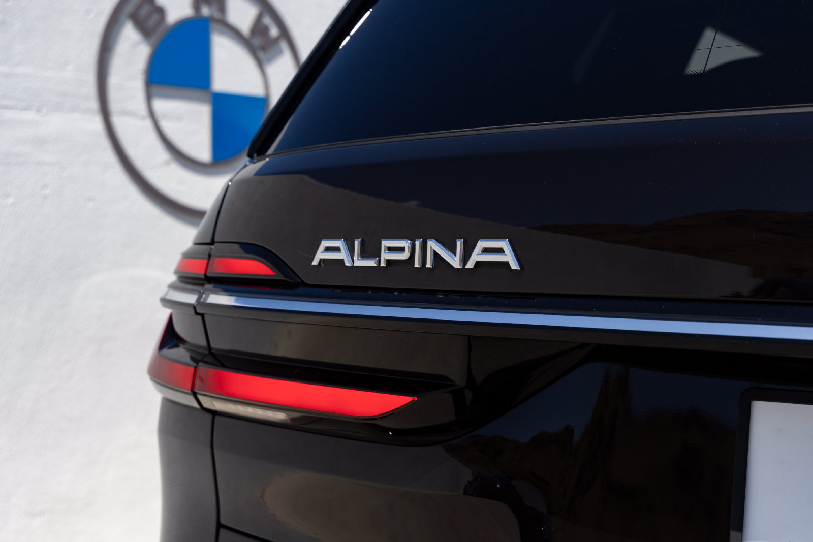 Certified 2023 BMW ALPINA XB7 AWD/4WD image 12