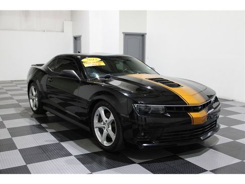 Used 2015 Chevrolet Camaro SS w/ RS Package image 3