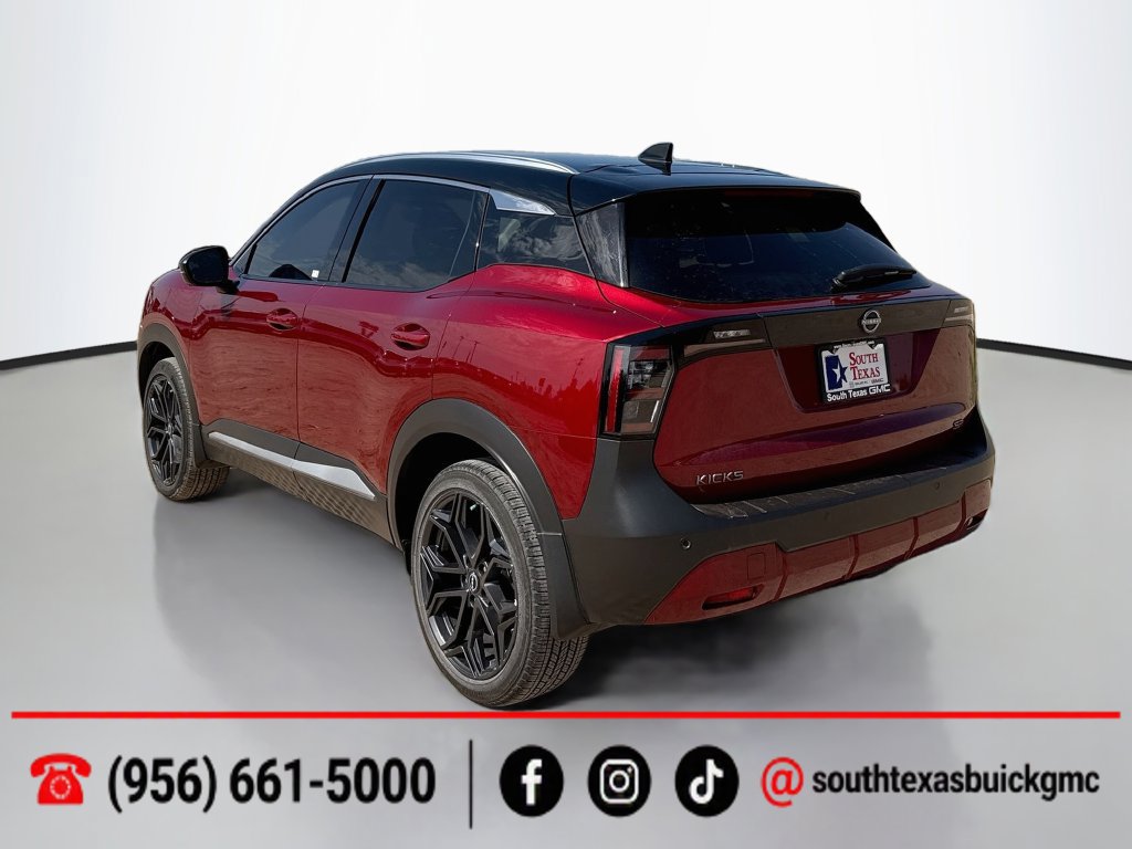 Used 2025 Nissan Kicks SR FWD image 6