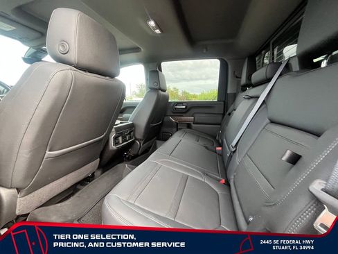 Used 2021 GMC Sierra 3500 Denali w/ Denali Ultimate Package AWD/4WD image 12