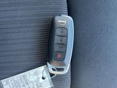 Certified 2024 Nissan Sentra SV image 25