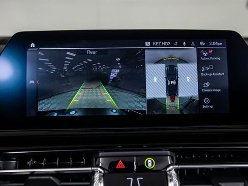 Used 2020 BMW M8 Convertible image 29