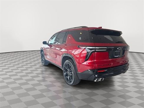 Certified 2024 Chevrolet Traverse RS w/ LPO, Floor Liner Package image 8