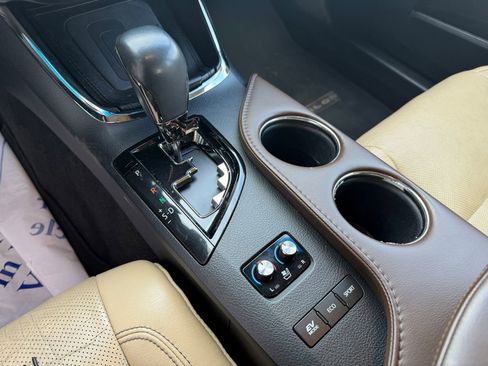 Used 2014 Toyota Avalon Limited w/ Technology Package image 18