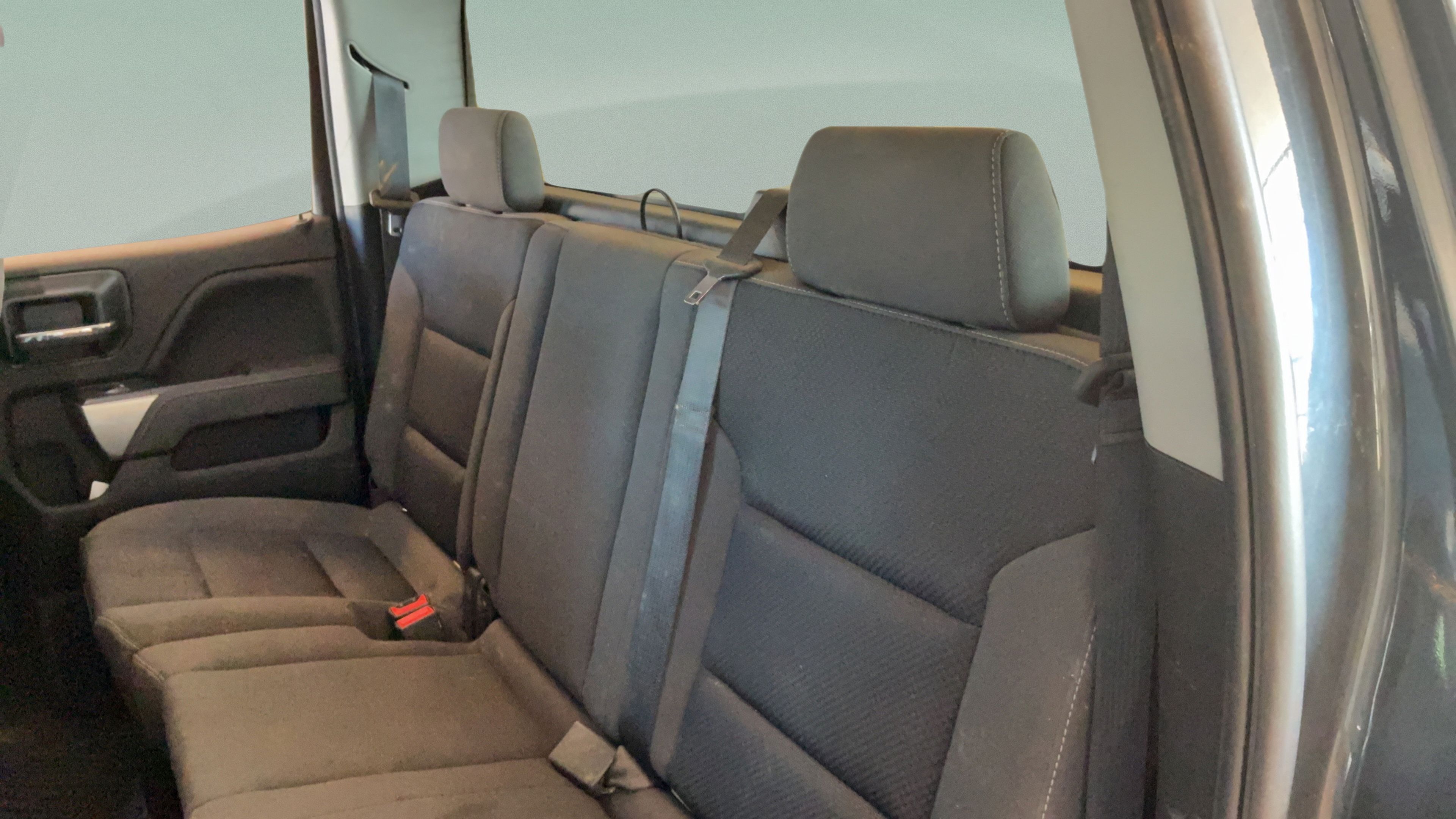Used 2018 Chevrolet Silverado 1500 LT w/ All Star Edition AWD/4WD image 28