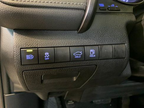 Used 2023 Toyota Camry SE FWD image 21