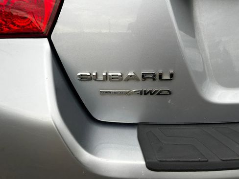 Used 2017 Subaru Crosstrek 2.0i Limited w/ Popular Package #1 image 5