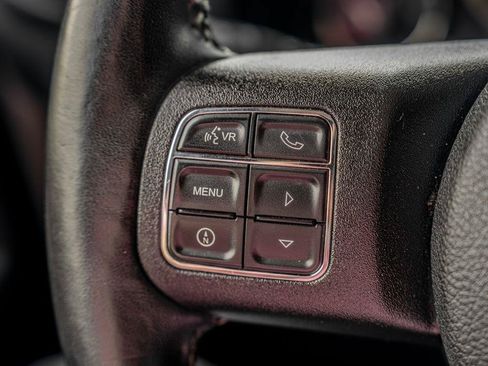 Used 2018 Jeep Wrangler Unlimited Sport S AWD/4WD image 28