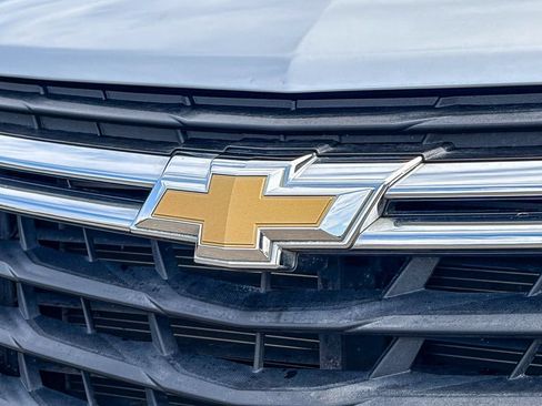 Used 2022 Chevrolet Equinox LS w/ LS Convenience Package FWD image 12