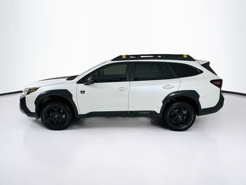 Used 2025 Subaru Outback Wilderness AWD/4WD image 5