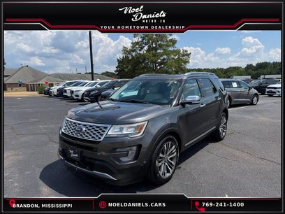 Used 2017 Ford Explorer Platinum