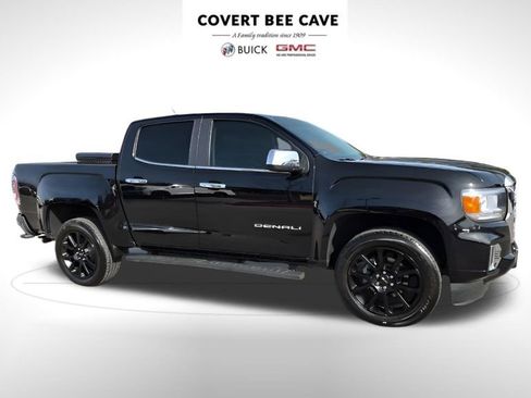 Used 2022 GMC Canyon Denali w/ Denali Black Edition Package image 13