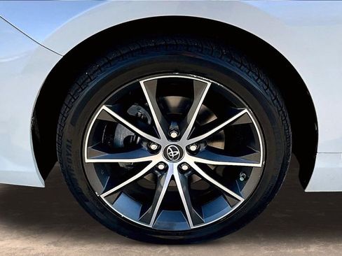 Used 2017 Toyota Camry XSE FWD image 36