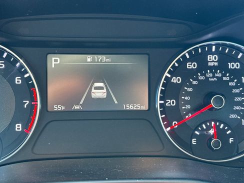 Used 2024 Kia Forte LXS w/ LXS Technology Package image 11