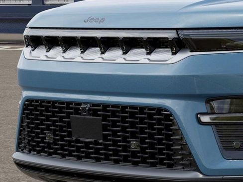 New 2026 Jeep Grand Wagoneer 4WD w/ Premium Group I image 11