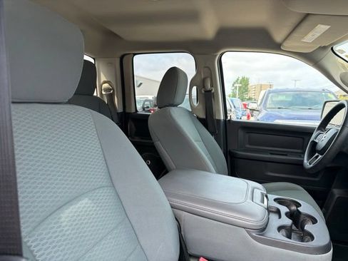 Used 2016 RAM 1500 Express AWD/4WD image 22