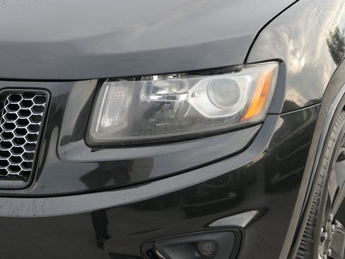 Used 2015 Jeep Grand Cherokee Altitude image 8