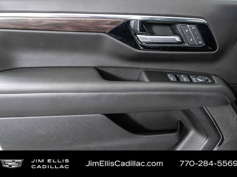 Used 2025 Chevrolet Tahoe LT RWD image 6
