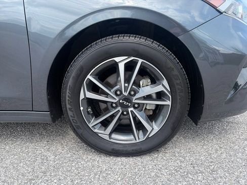 Used 2024 Kia Forte LXS FWD image 30