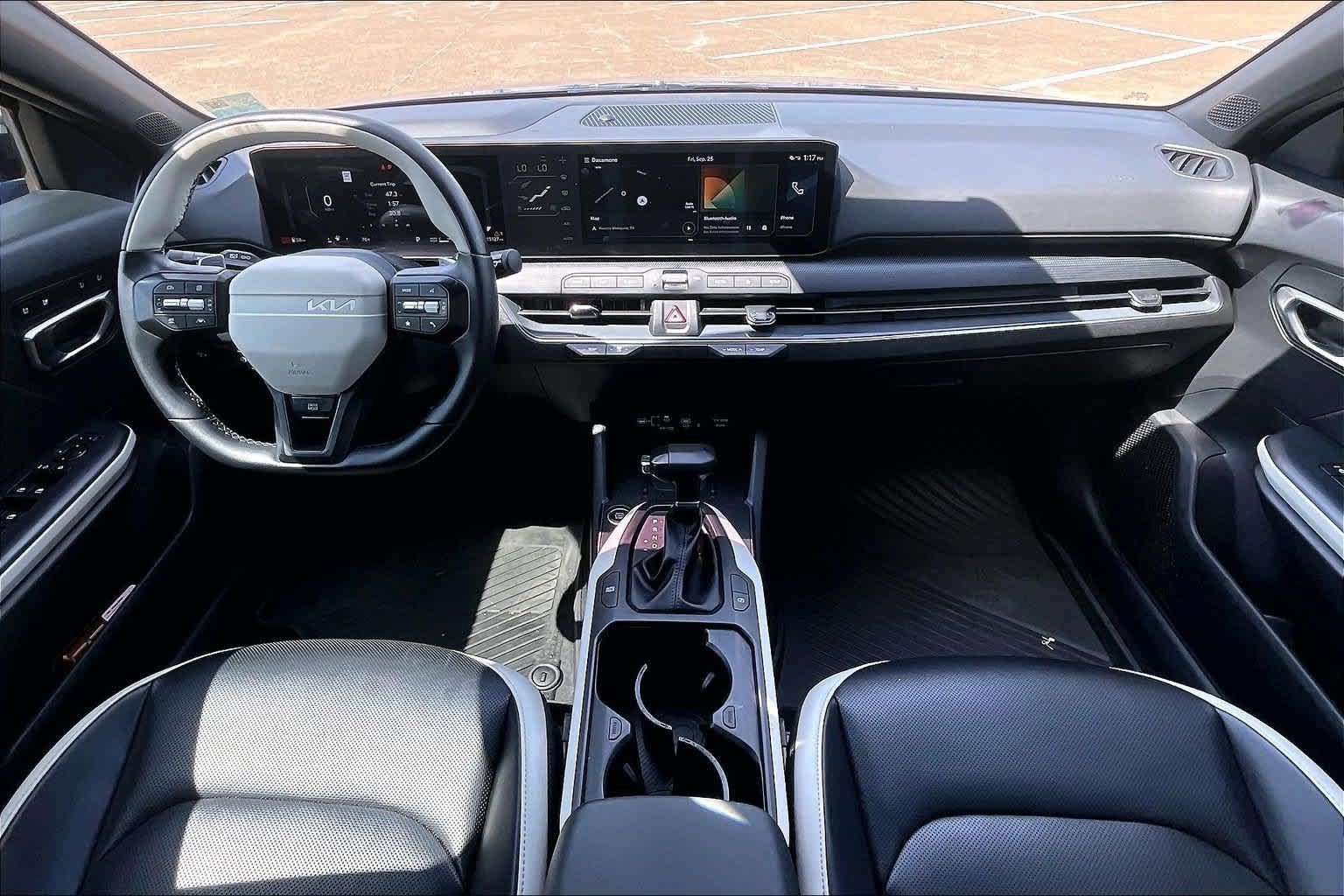 Certified 2025 Kia K4 EX w/ GT-Line Premium Package FWD image 9
