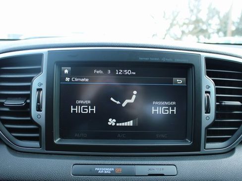 Used 2017 Kia Sportage EX w/ EX Technology Package image 21