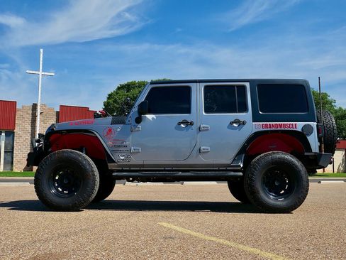 Used 2017 Jeep Wrangler Unlimited Sport w/ Quick Order Package 24S image 7