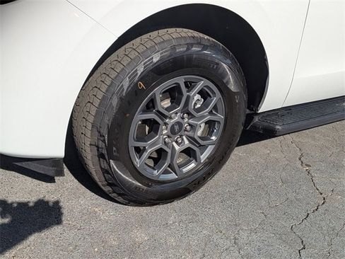 Used 2025 Ford Expedition Max Active image 12