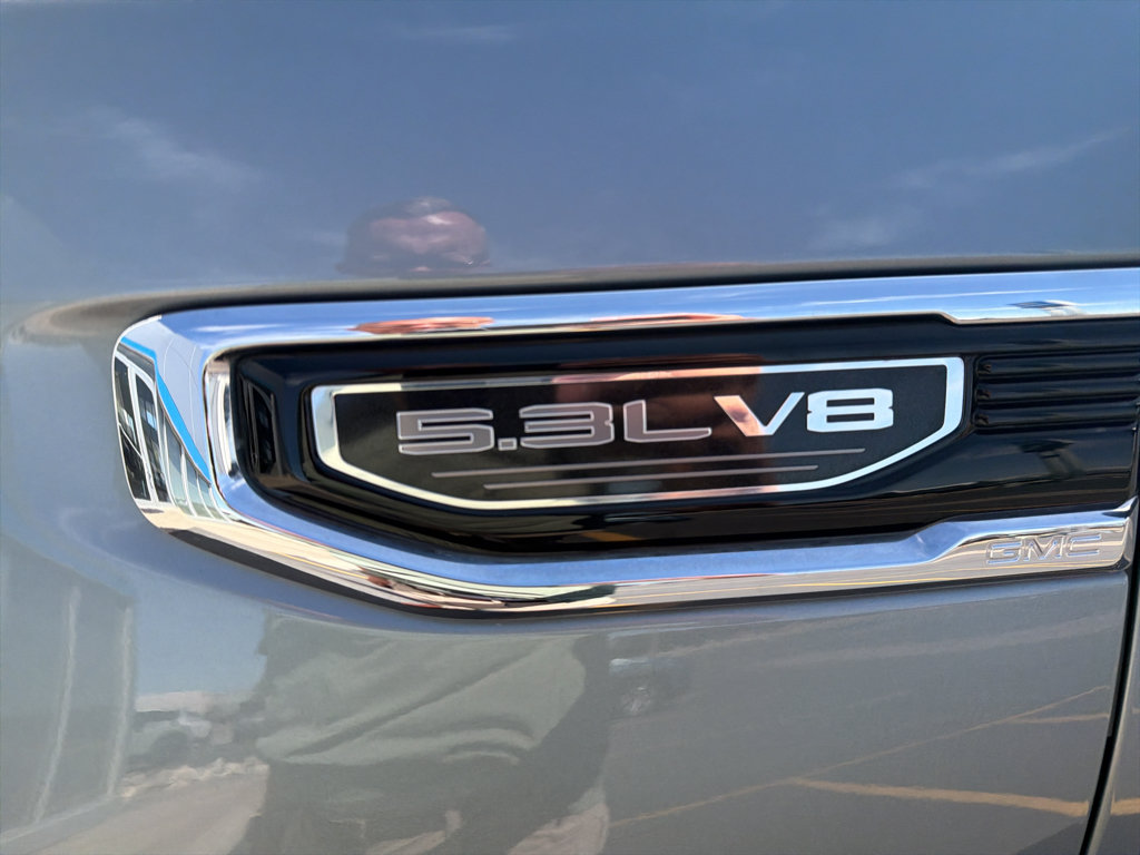 Used 2023 GMC Sierra 1500 SLT w/ SLT Premium Package AWD/4WD image 8