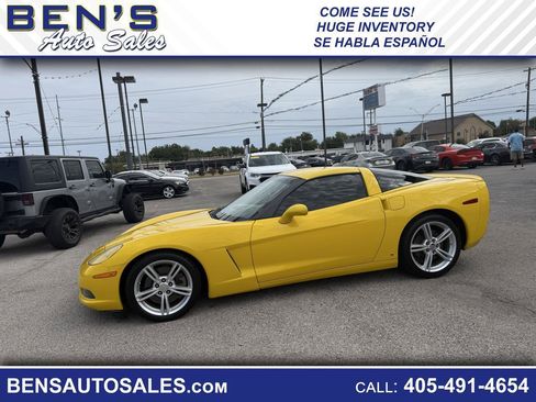 Used 2008 Chevrolet Corvette Coupe RWD image 1