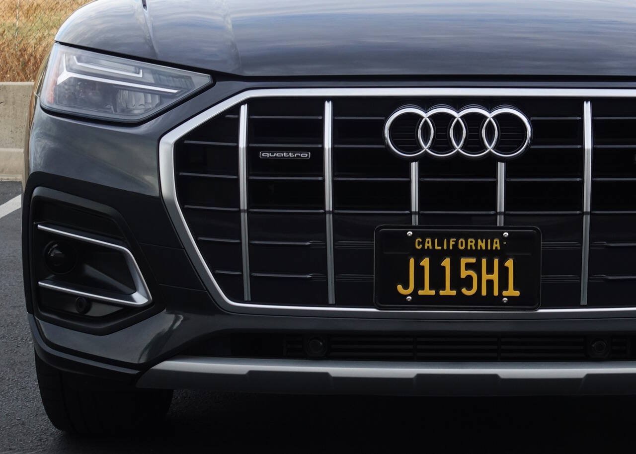 Used 2021 Audi Q5 2.0T Premium w/ Convenience Package AWD/4WD image 4