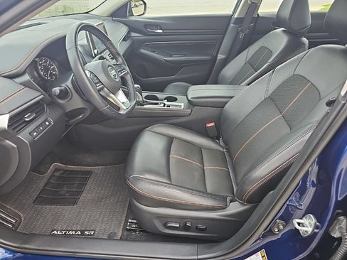 Used 2019 Nissan Altima 2.5 SR w/ SR Premium Package AWD/4WD image 18