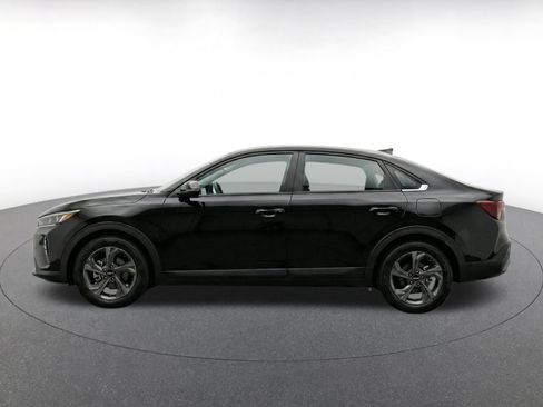 Used 2025 Kia K4 FWD image 4